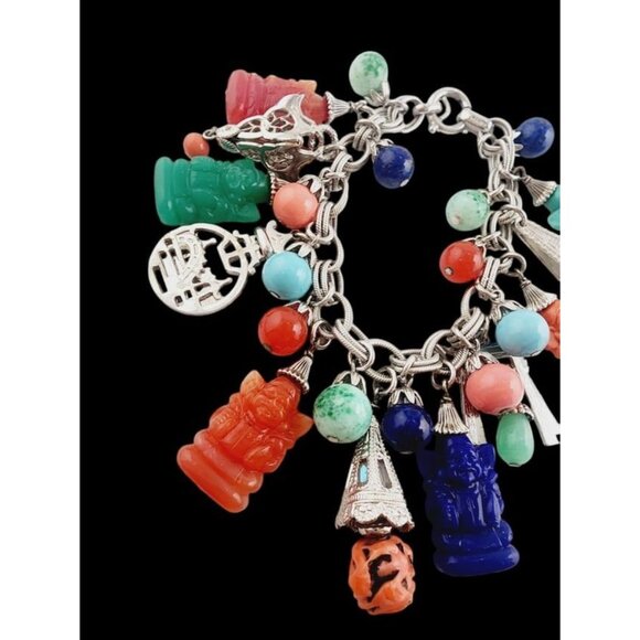 Asian Motiff Hard to Find Signed Napier Glass Charm Bracelet (A5580) - Picture 4 of 6